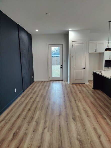 Photo - 5228 Dewberry St