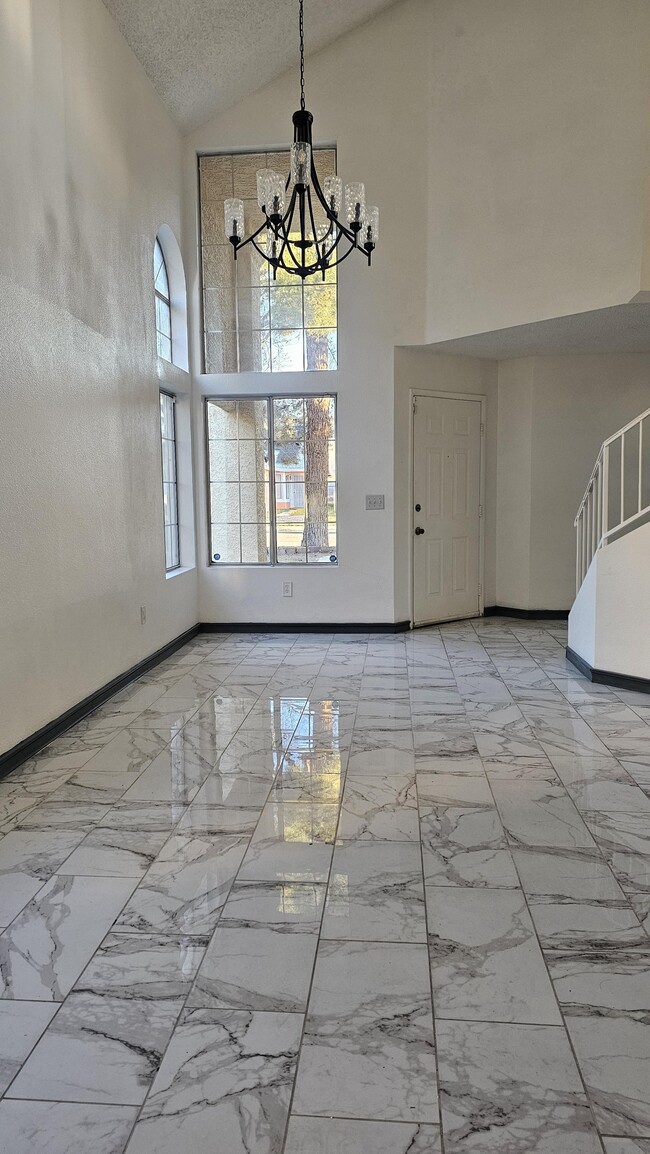 Photo - 2229 Goldhill Way Unit 4 Bedroom House For Rent