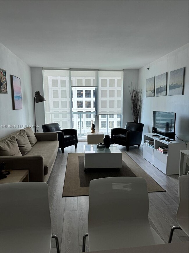 Photo - 500 Brickell Ave Unit 1704