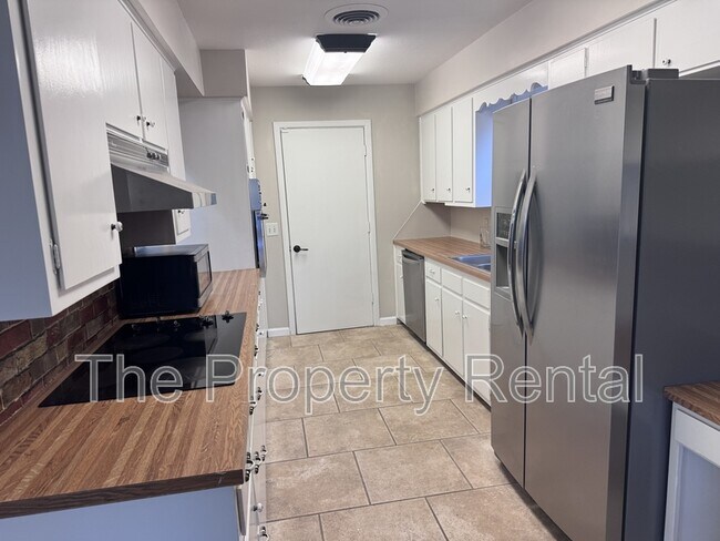 Photo - 2118 Westbrook Ave