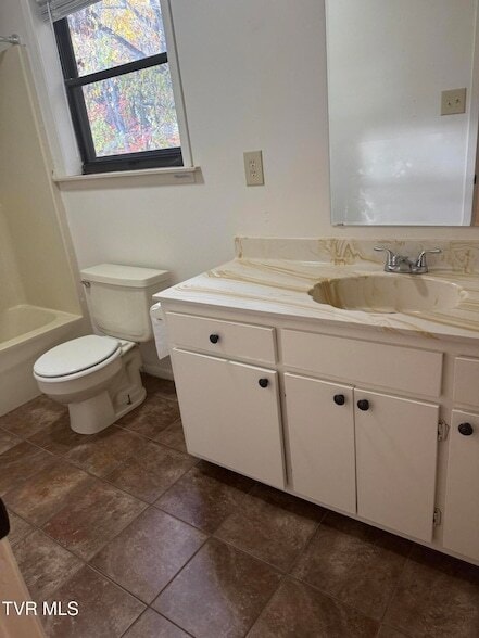 Photo - 1001 Kiser Blvd