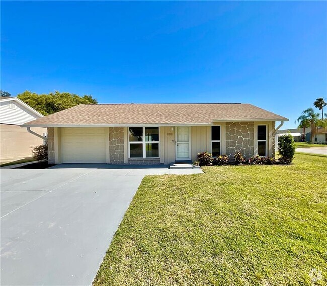 Building Photo - 7818 Avenal Loop Rental