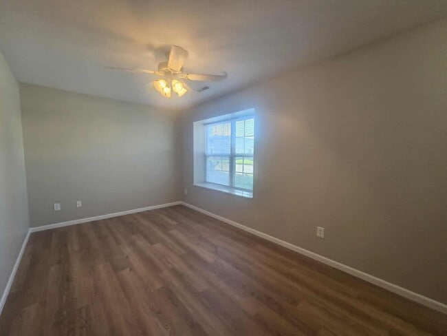 Photo - 932 w 8 St Unidad 1