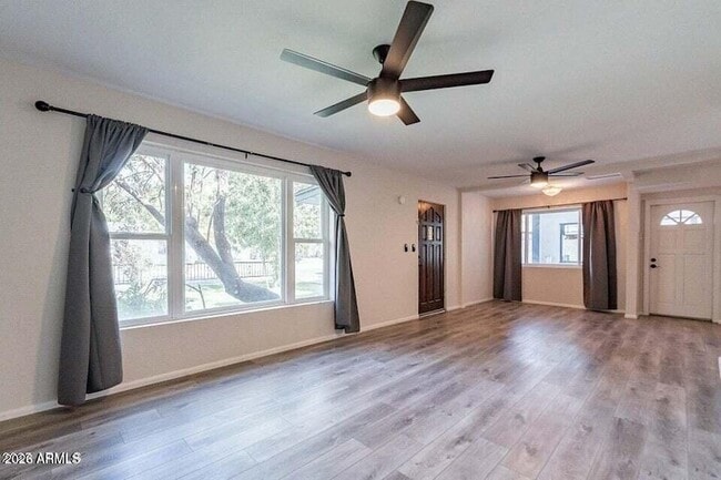 Photo - 505 W Howe St