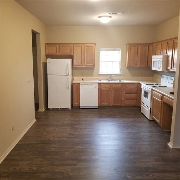 Photo - 1994 Dos Laredos Ave