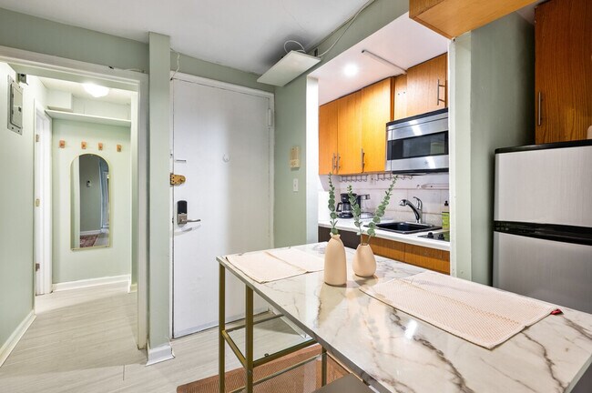 Photo - 250 E 33rd St Unit ID1323974P