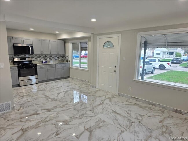 Photo - 7249 Silvery Ln