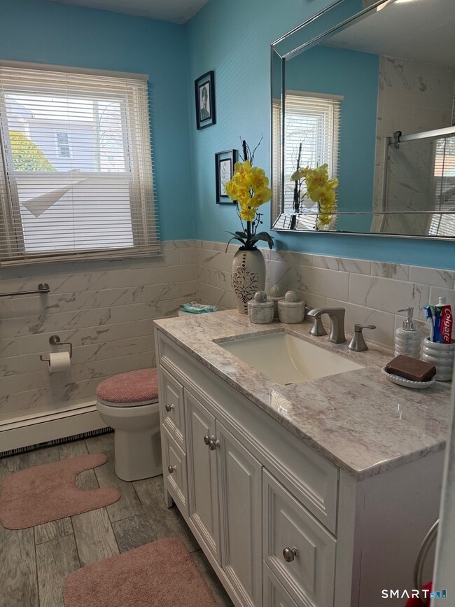 Photo - 524 Beechmont Ave