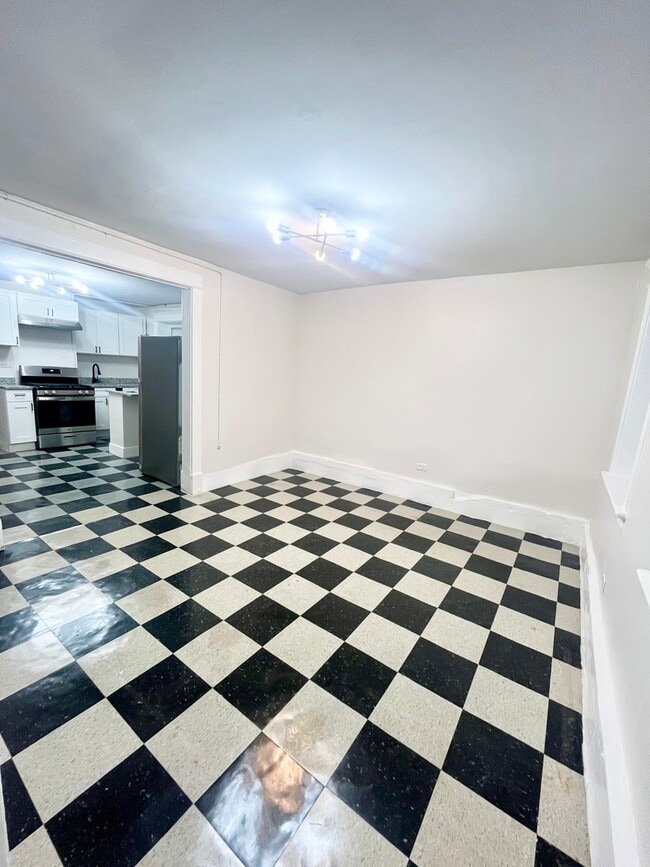 Photo - 2512 S Trumbull Ave Unit GR