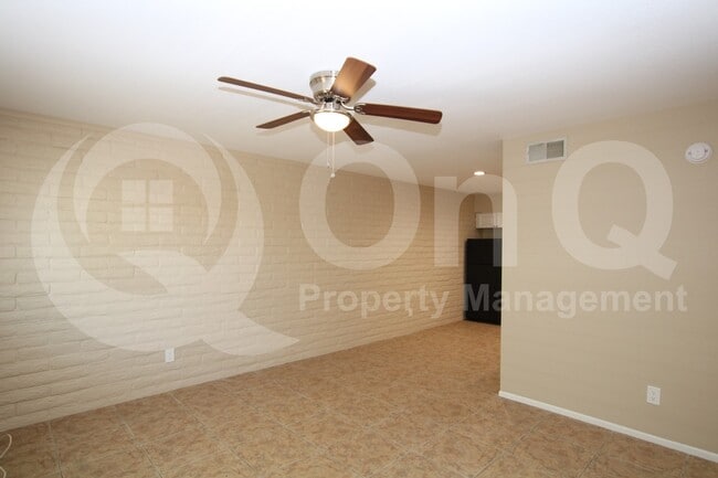 Photo - 140 E Ingram St