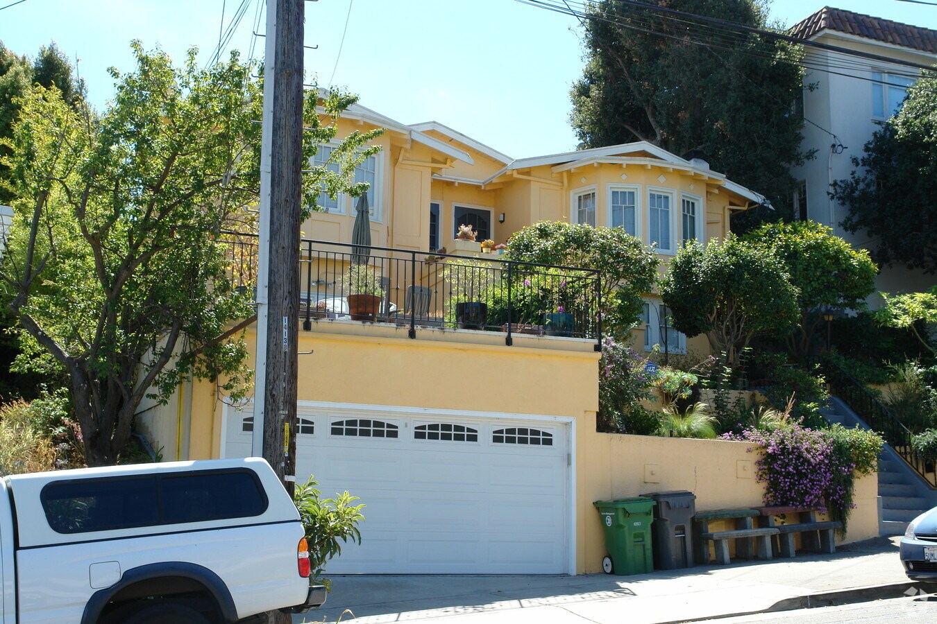 Photo - 112-114 Monte Cresta