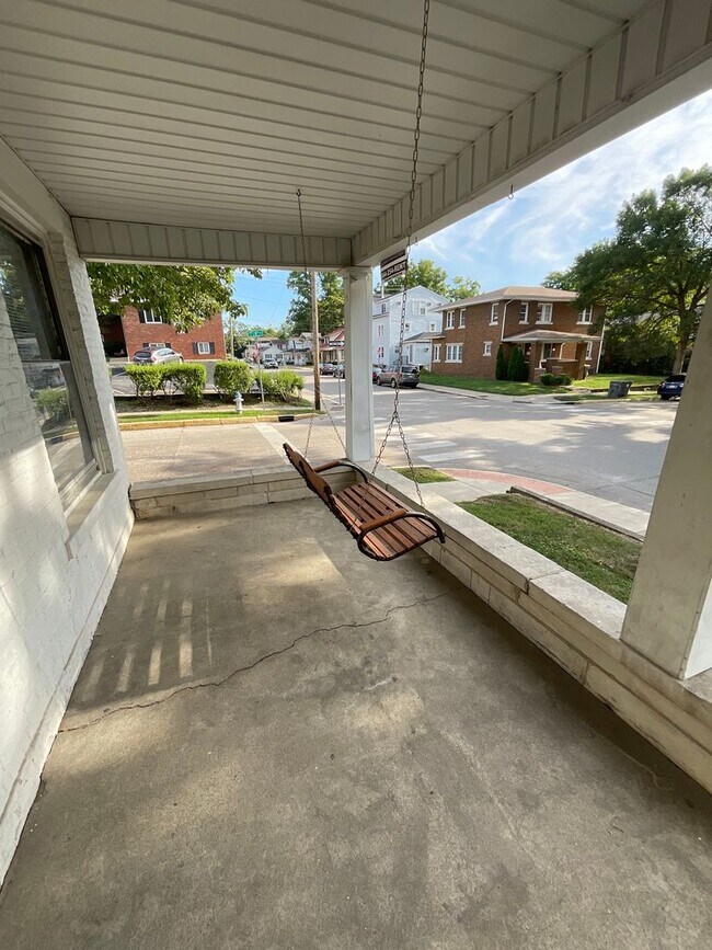 Photo - 4 BED HISTORIC BLOOMINGTON HOUSE!! *AVAILABLE AUGUST 2027*