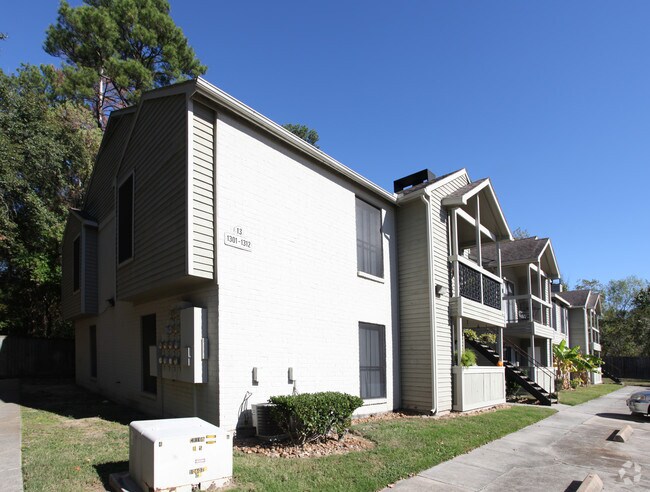 Gladstell Forest - Gladstell Forest