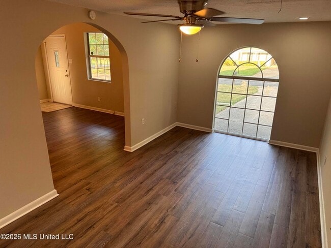 Photo - 8678 Yorktown Dr