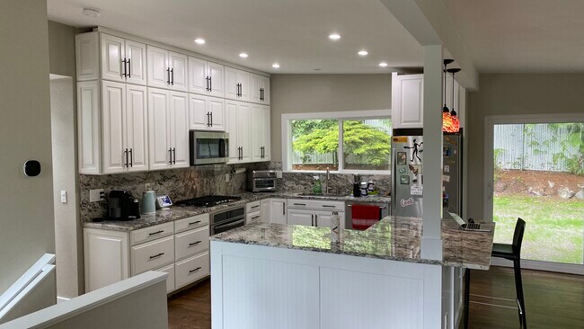 Photo - 505 Mt Hood Dr SW