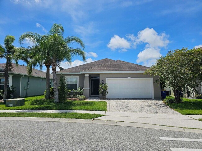 Building Photo - Spacious Phillips Landing Home w/ Walk-In ...
