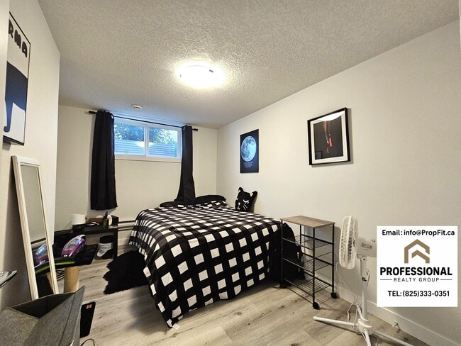 Photo - 8020 Kiriak Link SW