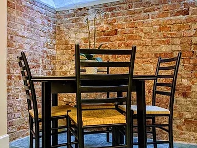 Building Photo - 943 E South Temple Unit B