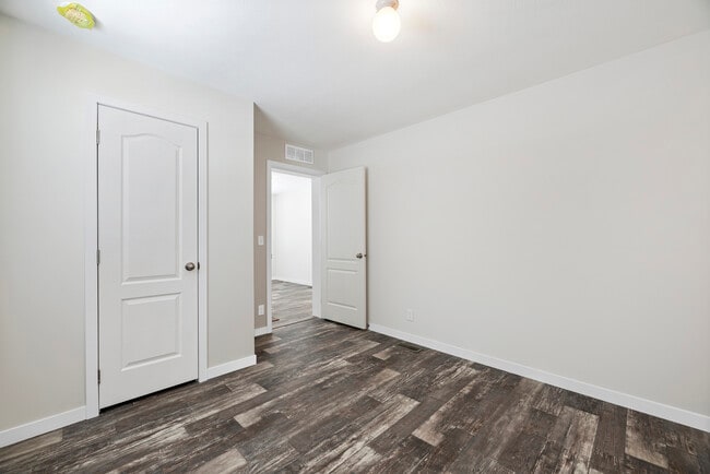 Photo - 11431 N Lake Dr