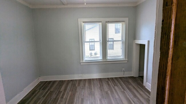 174 E Isabella Ave Unit 1