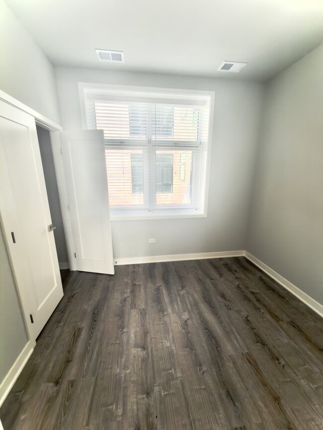 Photo - 2807 S Halsted St Unit 309