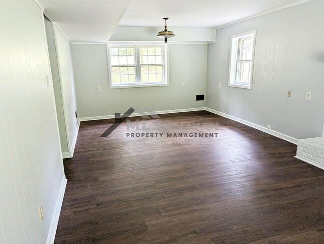 Photo - 1214 Cedar Creek Dr
