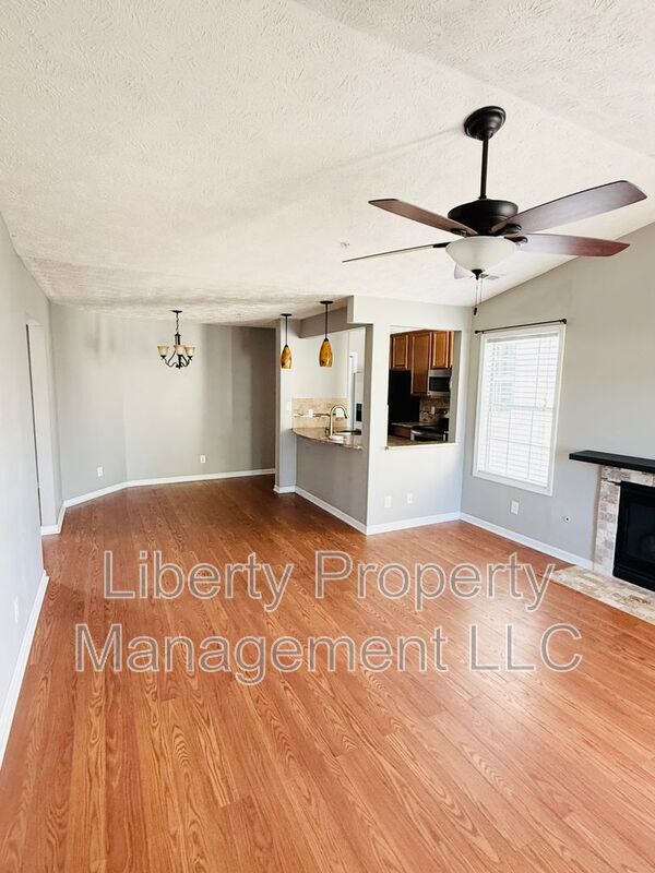Photo - 274 Waterdown Dr Unit #9