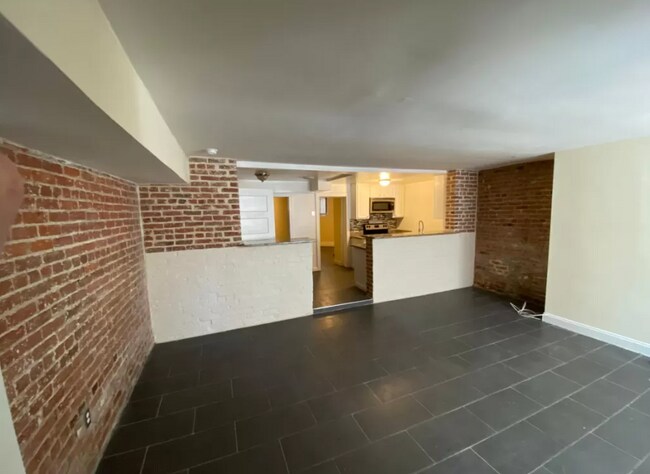 Photo - 1753 Euclid St NW House