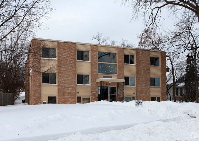 Building Photo - Minnehaha Apartments | 4330