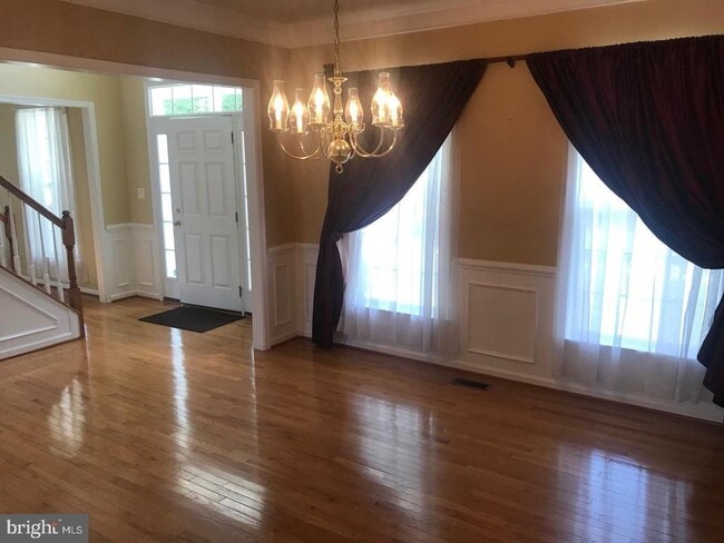 Photo - 9 St Claires Ct