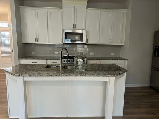 Photo - 1341 Elderwood Way