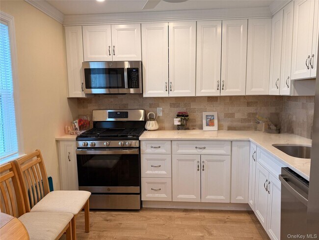 Photo - 12 Harbour Ln Unit 8A