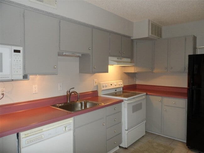 Photo - 12900 Walden Rd Unit 1004J