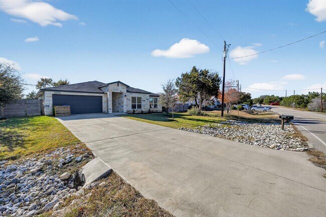 Photo - 20703 Ridgeview Rd