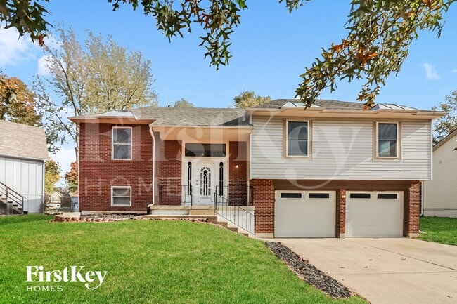 Building Photo - 616 Park Ave