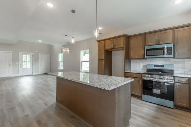 Photo - 4696 Heiskell Dr