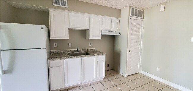 Photo - 12900 Walden Rd