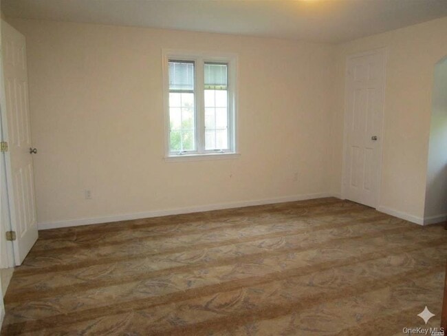 Photo - 64 Old Pond Rd