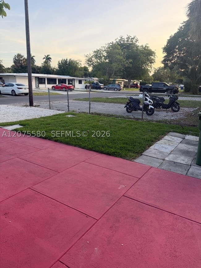 Photo - 951 SW 29th St