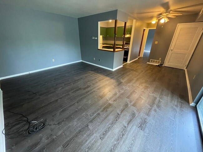 Photo - Fresh Updates! 1 Bed 1 Bath - Moon Twp