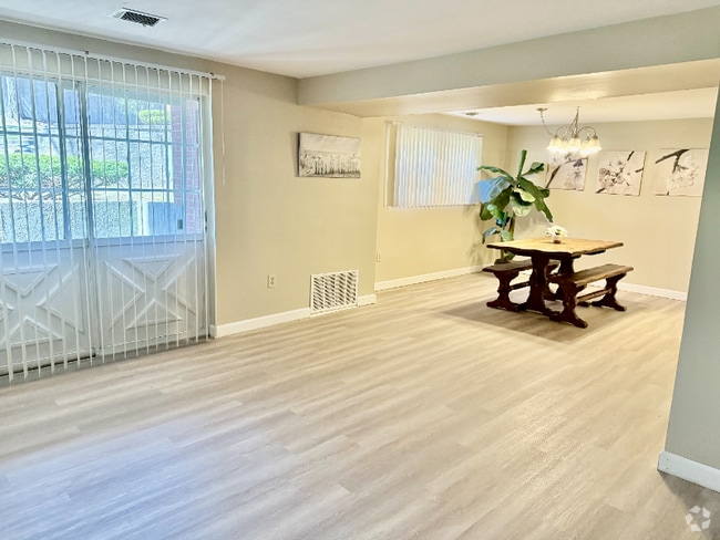 Building Photo - 5 Louisburg Square Rental