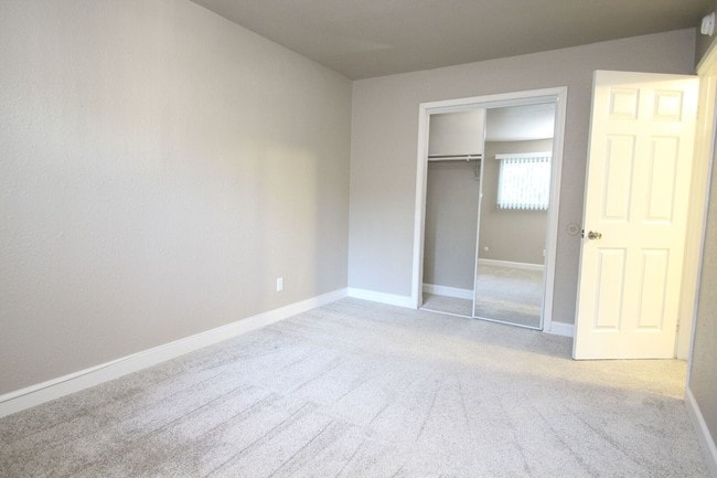 Sunridge Apartments