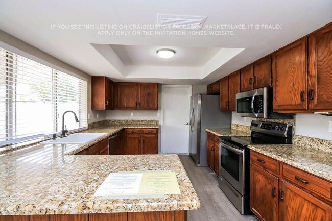 Photo - 549 W Pampa Ave