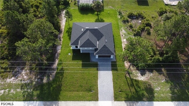 Photo - 847 Bell Blvd