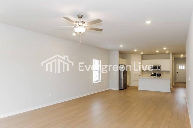 Photo - 154 Fenwick Pl