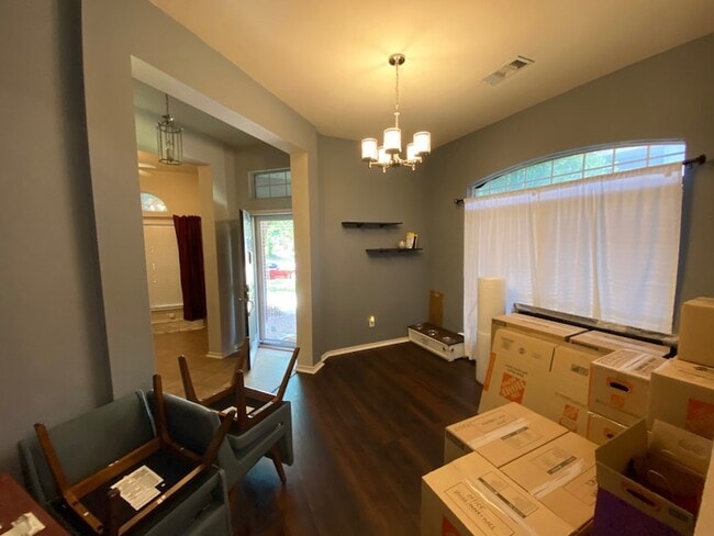 Photo - 5827 Silver Sage Ln
