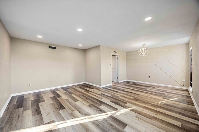 Photo - 14515 Merry Meadow Dr