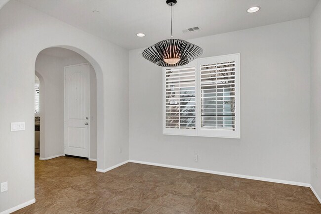 Photo - 607 Calle Vibrante