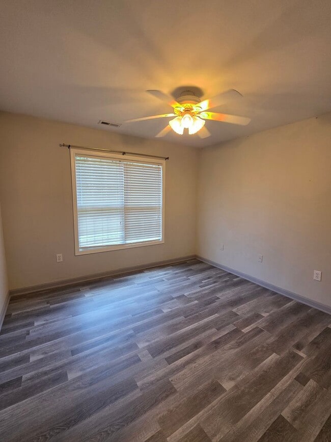 3 Bed, 2 Bath Family Home in Moore, SC - 3 Bed, 2 Bath Family Home in Moore, SC