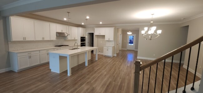 Photo - 2606 Dorset Ln